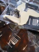 画像: 本日！【I am I】アクリルヒゲブローチ[AC-021・005]ご予約分発送いたしました♪
